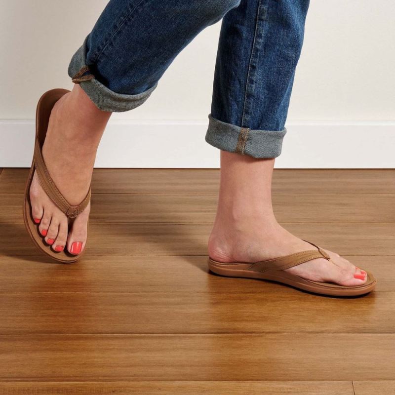 Olukai | Aukai Women's Leather Sandals - Tan
